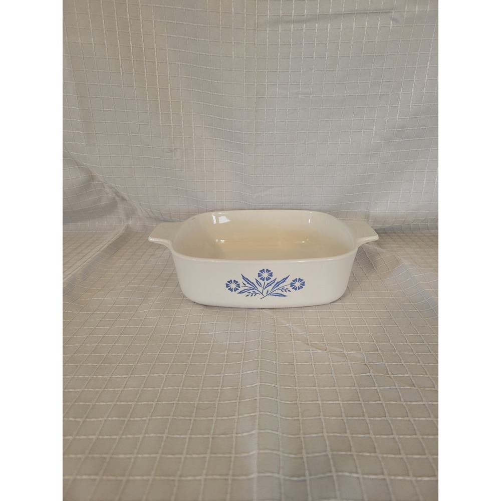 Vintage‎ Corning Ware Blue Cornflower Casserole Dish P-1 1/2-B 1.5 Qt White Blue